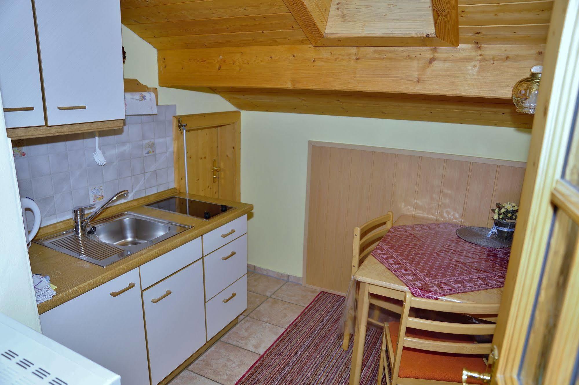 Johannesklause Apartment *